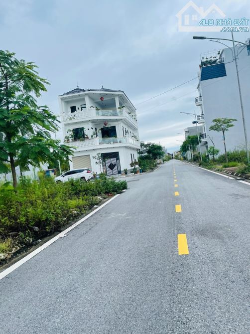 BÁN TẤT CẢ CÁC LÔ TẠI ÁP TRÀN- BẮC SÔNG CẤM đủ vị trí đủ diện tích GIÁ TỪ 2,9x tỷ - 2