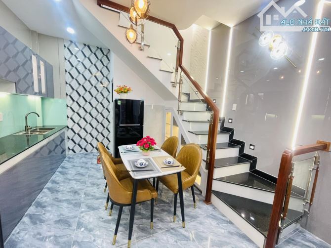 🛠️ Nhà mới đẹp Bán nhà Trần Quốc Thảo 66m² 🔹 1 trệt 2 lầu 🔹 3PN - 2