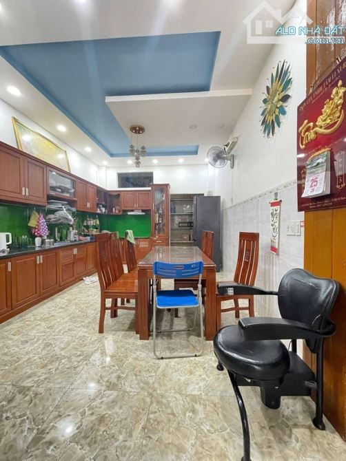 giảm ngay 400tr còn 8tỷ9 nhà mới đẹp gần eaon tân phú tiện ích đầy đủ tặng full nội thất - 2