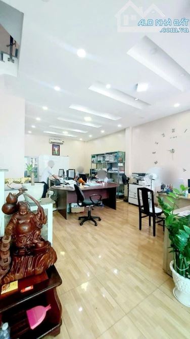 GIẢM GẤP 2 TỶ - BIỆT THỰ KDC AN SƯƠNG - CÓ HẦM - NGANG 8M - 139M2 HƠN 13,89 TỶ - 2