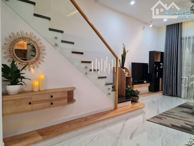 Định cư Mỹ bán gấp nhà Phó Cơ Điều, Q.11/ giá chỉ 3,37TỶ- 57,3m²/ 1T2L/ SHR - 2
