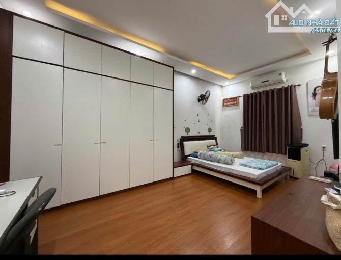 BÁN NHÀ 2 TẦNG ĐƯỜNG BÙI KỶ - 95M2 NGANG 5M - GẦN ĐẠI HỌC NGOẠI NGỮ ( KHÔNG GẦN NHÀ THỜ) - 2