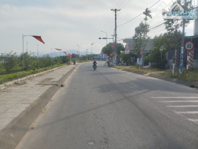 CẦN BÁN LÔ ĐẤT VIEW SÔNG TRÀ KHÚC - GẦN CẦU THẠCH BÍCH, TP. QUẢNG NGÃI - 2