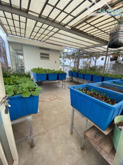 NHÀ TÂN BÌNH CÓ THANG MÁY 4x14M GIÁ 8,4 TỶ TẠI PHẠM VĂN CHIÊU PHƯỜNG 15 NHÀ 5 TẦNG 5 PHÒNG - 2