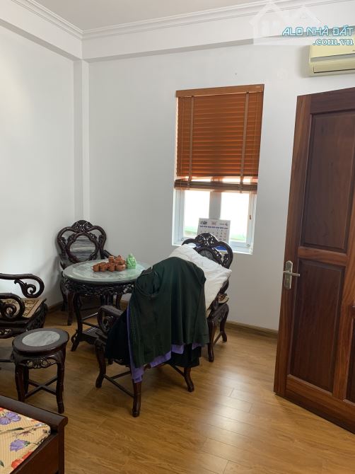 Bán căn nhà 3tầng diện tích 52m tại Thượng Thanh - không một lỗi lầm giá chỉ 5tỷ9 ạ. - 2