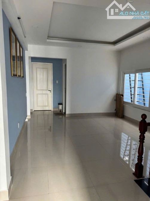 Bán nhà 2 tầng, Huỳnh Tấn Phát. 100m2 full thổ cư - Ngang 5m. Chỉ 5.x ty - 2