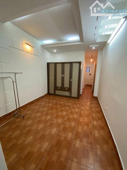 Cho thuê nhà ngõ phố Yên Hòa Cầu Giấy 30m x 5 tầng, giá 14tr/tháng - 2