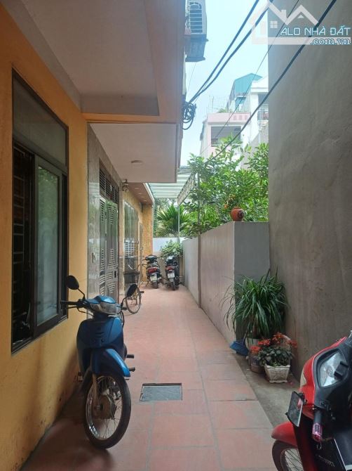 BÁN CCMN BẮC TỪ LIÊM,NHÀ MỚI 56M2 7 TẦNG 11PKK, DOANH THU CAO, GIÁ HƠN 12 TỶ - 2