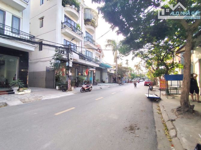 Đất mặt đường Khúc Hạo ( Khúc Thừa Dụ 2 ), giá rẻ nhất chỉ 60 tr/m siêu hiếm - 2