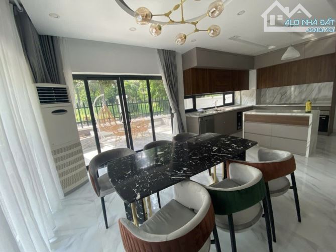 SIÊU PHẨM BIỆT THỰ SONG LẬP LÔ GÓC  DT 260M  MẶT ĐƯỜNG LONG VIỆT  TT. QUANG MINH, MÊ LINH - 2