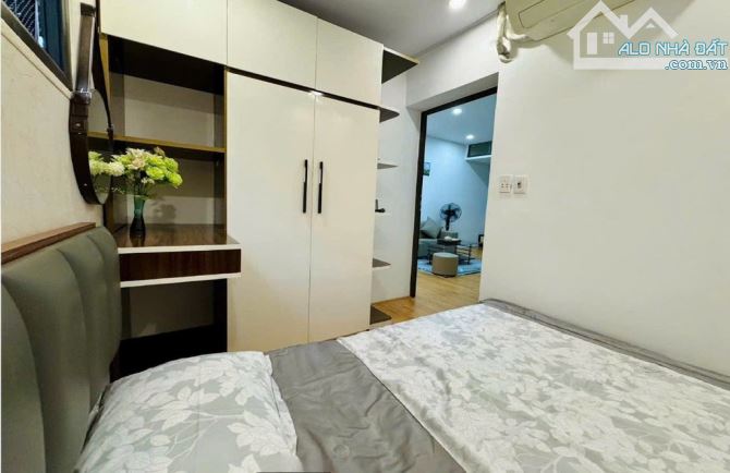 Bán tập thể tầng 4 tiện nghi 2 phòng ngủ phố Minh Khai, Ngõ Hoà Bình 7, giá chỉ 2,55 tỷ - 2