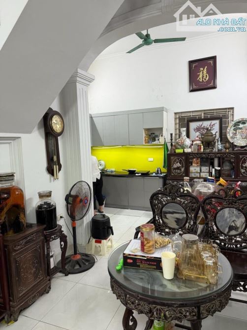 14 Tỷ Sở Hữu Nhà 4 Tầng lô góc, 58m2 Phố Kim Hoa- Xã Đàn- Đống Đa. Ngõ 3 Gác, gần phố - 2