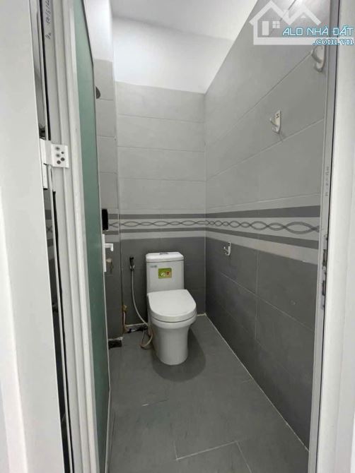 Nhà 2 lầu mặt tiền Mạc Thiên Tích cho thuê lâu dài - 3