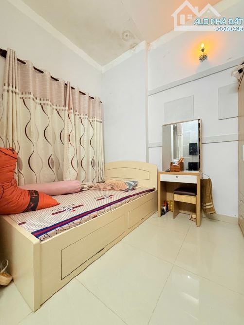 🌟 BÁN NHÀ QUẬN 12 – GẦN NGUYỄN VĂN QUÁ – 2 TẦNG – SHR – GIÁ TỐT 🌟 - 3