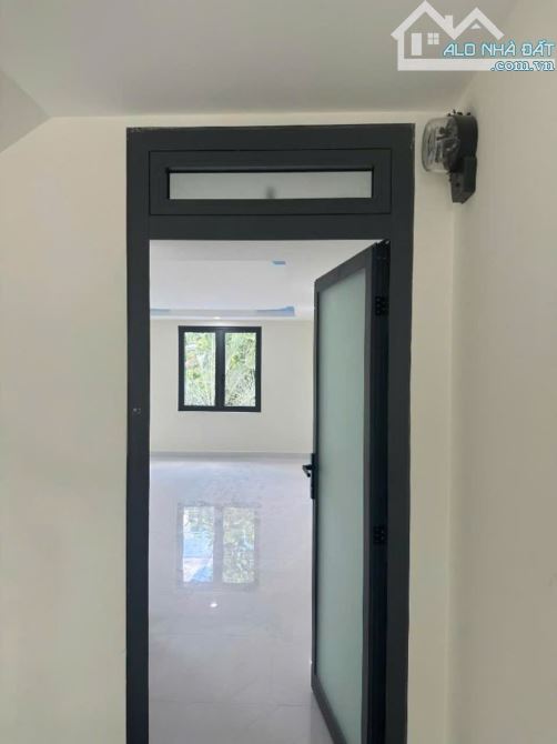 THẠNH LỘC, NHÀ 5 TẦNG, 83M, HẺM XE HƠI,THÔNG THOÁNG, NHÀ MỚI VÀO Ở NGAY,NHỈNH 6 TỶ,TL - 3