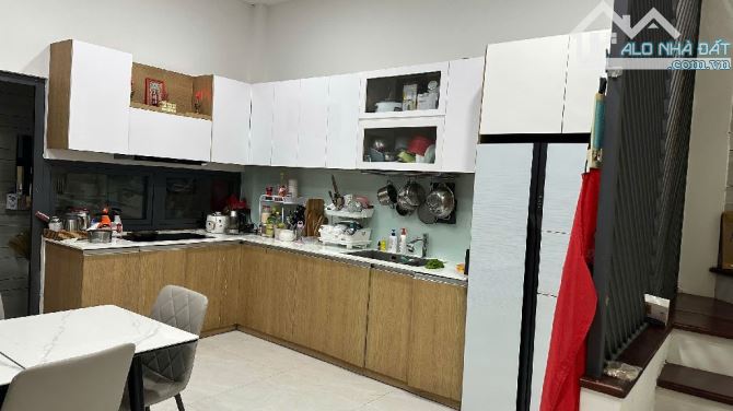 Bán nhà mặt kiệt Lý Tự Trọng,69m, 5tỷ700tr, trung tâm Hải Châu, Đà Nẵng - 3