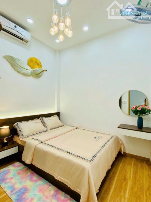 Bán nhà đẹp Huỳnh Tấn Phát, Quận 7 - 50m2 - nhỉnh 3 tỷ - 2 tầng BTCT, SHR - 3