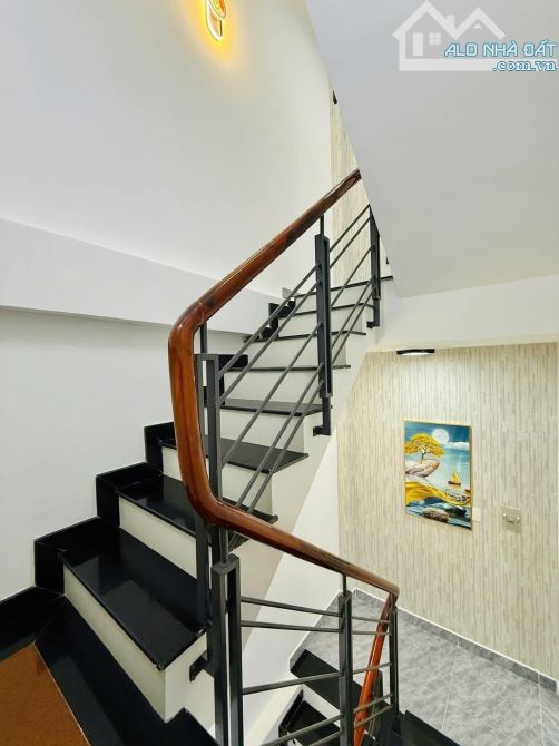 1 căn duy nhất mới nhận giảm ngay 50tr còn 2 Tỷ 360 ngay Huỳnh Mẫn Đạt, Quận 5. DT: 46.2m2 - 3