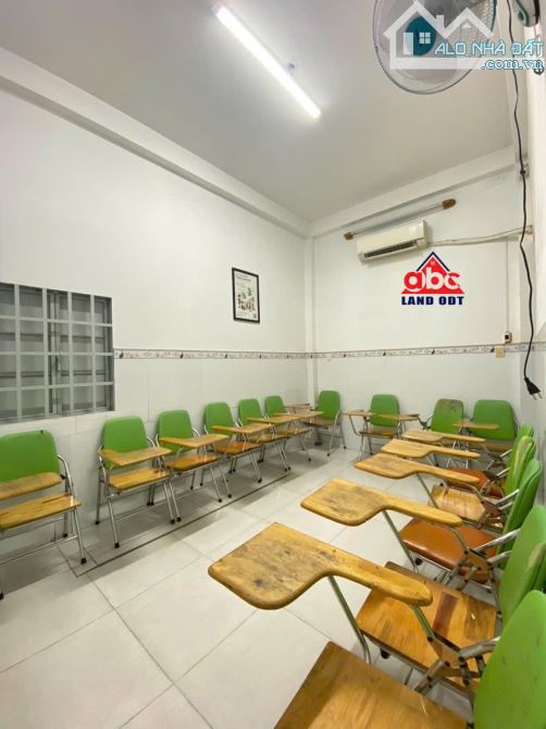 bán nhà 1 trệt 1 lầu 1 tum. Mặt tiền đường lý văn sâm. Tam hiệp biên hòa đồng Nai - 3