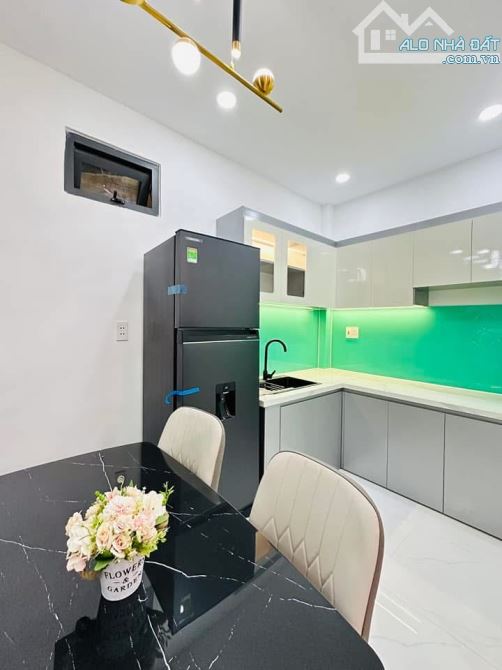 🔥 NHÀ ĐẸP NHƯ MỚI – BẾN VÂN ĐỒN, Q.4 – 64m² – CHỈ 3 TỶ 490 – CÓ THUÊ SẴN 18TR/THÁNG 🔥 - 3