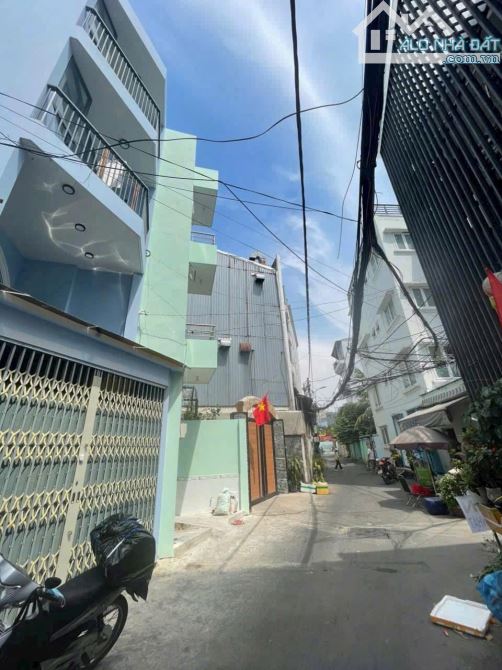 BÁN LÔ ĐẤT HẺM XE HƠI GẦN MẶT TIỀN ĐƯỜNG GIÁ RẺ - 3