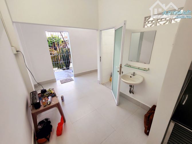 BÁN NHÀ MỚI - NGAY TRUNG TÂM NHA TRANG, GẦN CẦU HỘ - GIÁ TỐT CHỈ 3 TỶ 3 🌟 - 3