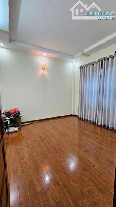 Bán Nhà Phố Thái Thịnh 60 m2 x 5 tầng MT 4.3 m K/Doanh Ô Tô TRánh Quận Đônga Đa - 3