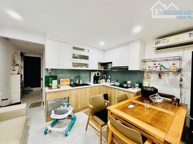 HẦM + 3Tầng, 62m2 (4.1 x 15) 5P ngủ gần Chợ Bà Chiểu, Cầu Bông giáp Q1 - 3