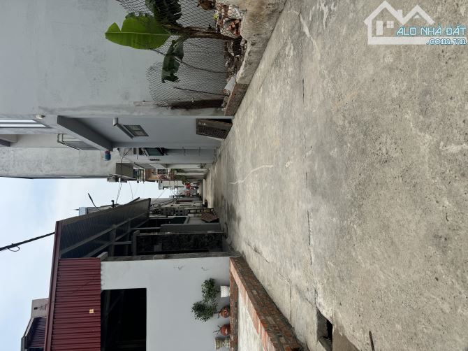 ĐƯỜNG THÔNG OTO 7 CHỖ VÀO ĐẤT - GẦN BỆNH VIỆN BẮC THĂNG LONG - 500M RA KHU VỰC HÀNH CHÍNH - 3