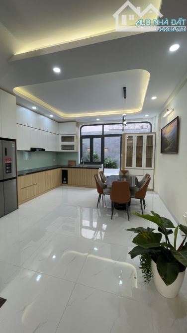 B.án nhà Quận 7 mặt tiền 90m (5x18) 4 tầng thang máy g.ía 14,5 t.ỷ - 3