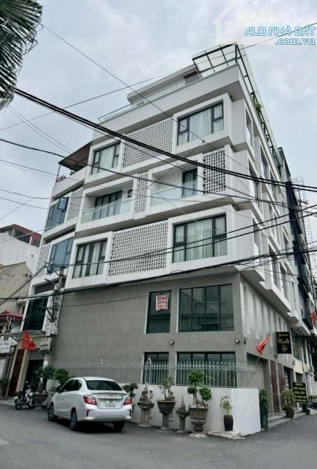 giảm 1 Tỷ, Hàng đẹp phố Hoàng Như Tiếp, Lô góc 2 mặt tiền, 100m2 - MT 14m - 3