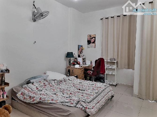 Bán nhà Phạm Văn Chí hẻm 4,5m thông, 4 tầng rất mới ( 4,3 X 21 ) nở hậu 11m hoàn công đủ. - 3