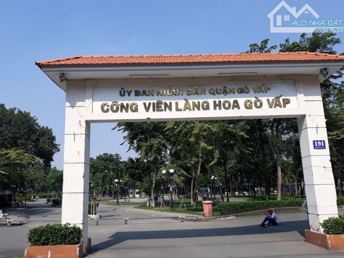 Hạ 270 triệu, nhà 32m2, 4 tầng BTCT, hẻm xe hơi, gần CV Làng Hoa Gò Vấp, nhỉnh 4.5 tỷ - 3
