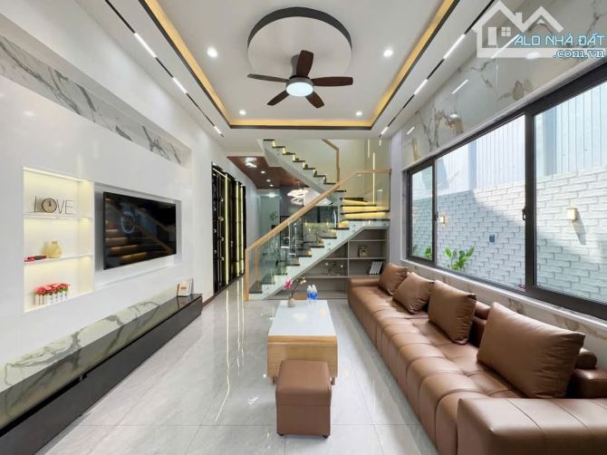 Chào bán nhà đẹp diện tích khủng kiệt Hoàng Diệu - 3