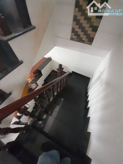 bán nhà mặt tiền chợ sinco bình tân (5x200) 3 tầng 11,5 ty nhà đẹp vào ở ngay. - 3
