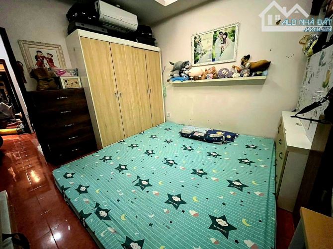 Bán nhà Bình Thạnh – Gần chợ Bà Chiểu – Sổ vuông A4 – 52m2 (4m *13m) – 6 tỷ hơn TL - 3