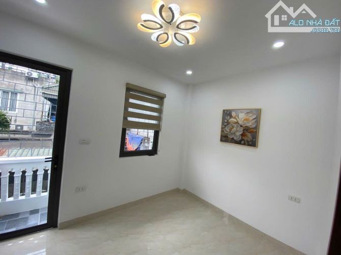 🏡 CỰC HIẾM! Nhà Lò Đúc – Ngõ Thông – Sổ Đỏ Chính Chủ – Tặng Full Nội Thất – 4.95 Tỷ!💥 - 3