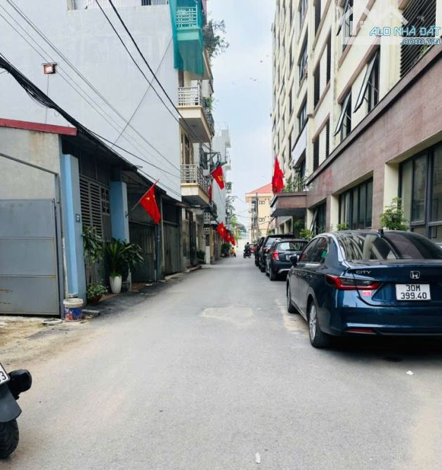 PL Q. ĐỘI LAI XÁ, 82m²-4T, ÔTÔ TRÁNH 2 THOÁNG, VIEW HỒ TUYỆT ĐẸP, GIÁ 10.3TỶ - 3