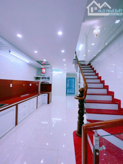 Cho thuê nhà 1T 1L mặt tiền Nguyễn Ái Quốc gần BiG Tân Phong 👉 Giá chỉ 15tr/Tháng - 3
