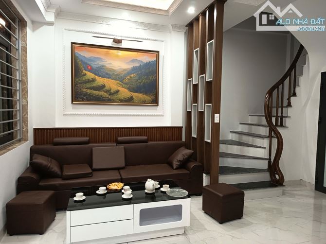 Bán Nhà Ngõ Trạm Xá Yên Vĩnh Kim Chung Hoài Đức  33m2  5ầng mặt tiền 5m ,Giá  4.65 tỷ Hoài - 3