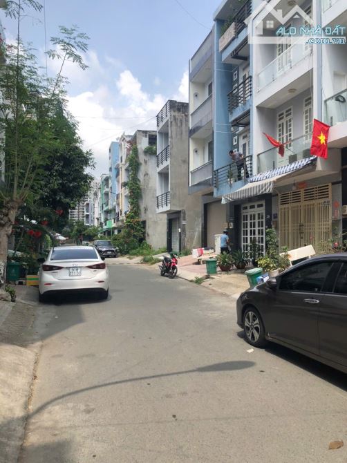 SIÊU PHẨM CHDV THOẠI NGỌC HẦU TÂN PHÚ 6PN ĐƯỜNG NHỰA 6M THU NHẬP 20TR/THÁNG HƠN 8 TỶ - 3