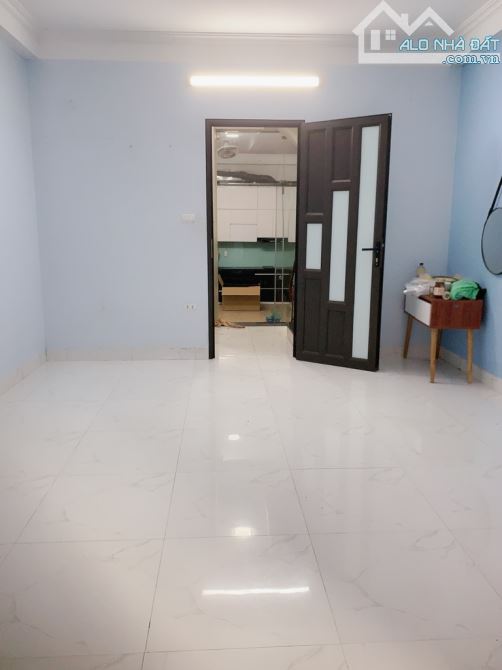Bán nhà Kim Giang Linh Đàm 45m 5 tầng gần ô tô - 3
