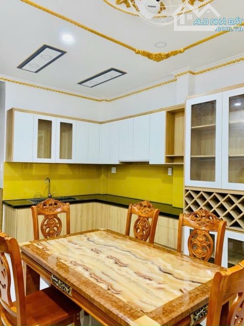 9.2 Tỷ- Nhà Tân Sơn Nhì- Nguyễn Quý Anh- DT 4x14mx3 tầng- đường oto 8m- thuận tiện KD - 3