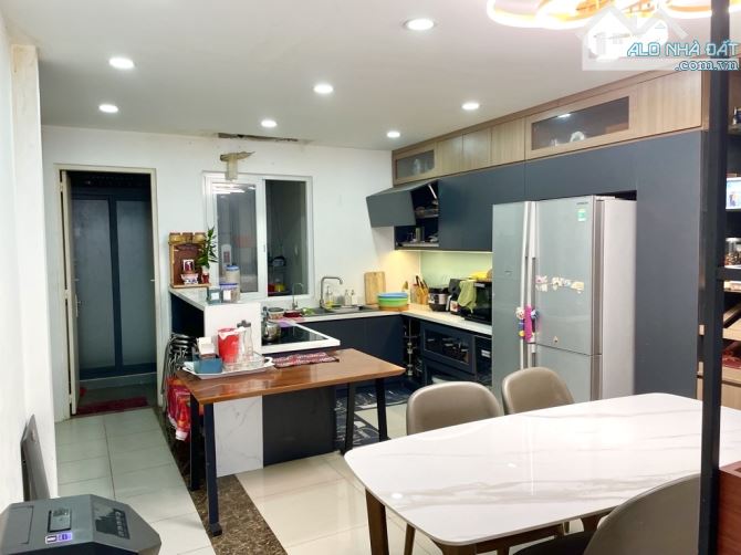 CÓ THANG MÁY, OTO vào nhà, 3tầng (4 x 15) 4P ngủ chỉ hơn 7tỷ - 3