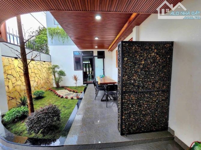 NHÀ GÓC 2MT THÔNG THOÁNG ĐƯỜNG NGUYỄN PHÚC CHU - DT: 5x21m - H: ĐÔNG - 3,95 TỶ - 3