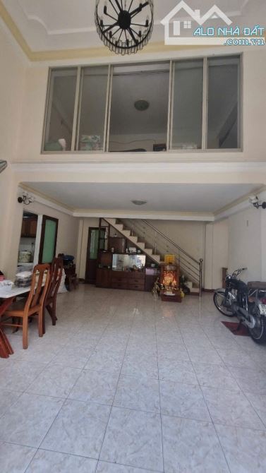 Chính chủ cần bán nhà 3 tầng đường Lý Tự Trọng - 3