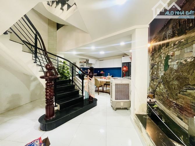QUANG TRUNG P10 ,KHU ĐỒNG BỘ NHÀ CAO TẦNG ,ÔTÔ NÉ NHAU , 4TẦNG ,68M2, 7TỶ700 - 3