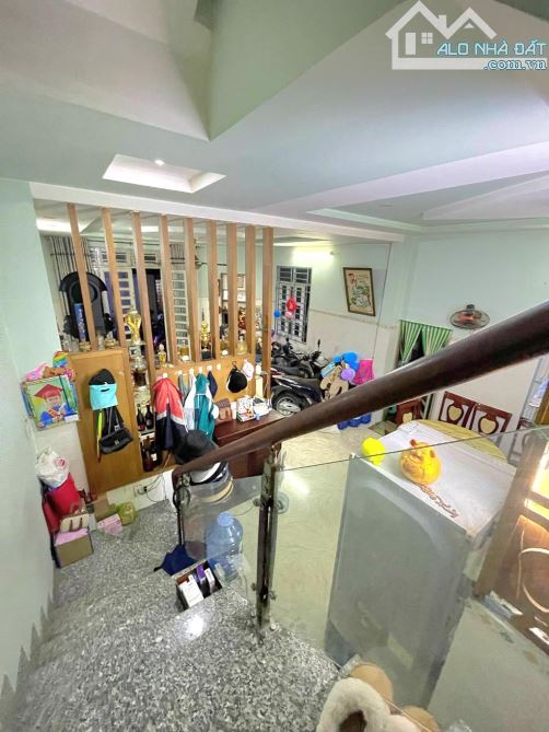 NHÀ SIÊU ĐẸP 4 TẦNG CÁCH 1 CĂN RA MT GÒ DẦU HẺM 6M THÔNG 5,3x10 GIÁ NHỈNH 8TỶ TL - 3