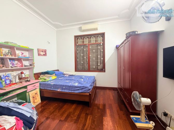 PHÂN LÔ VIP – Ô TÔ CHẠY VÒNG QUANH – NHÀ TƯỚNG QUÂN – GIÁ CHỈ 28.8 TỶ TẠI PHÙNG CHÍ KIÊN - 3