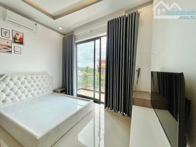 SIÊU PHẨM NHÀ YMOAN GÓC 2 MẶT TIỀN - 3